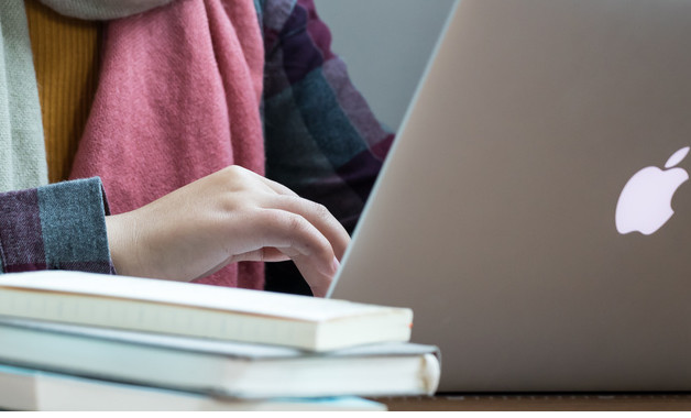 國家電網公司電力安全工作規程變電站和發電廠電氣部分一試行（八篇）