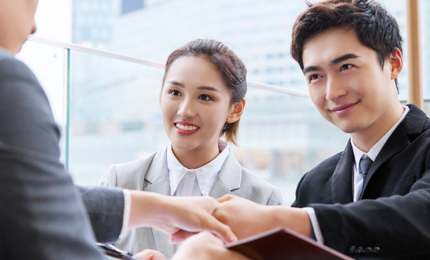 行業平面設計崗位職責（2篇范文）